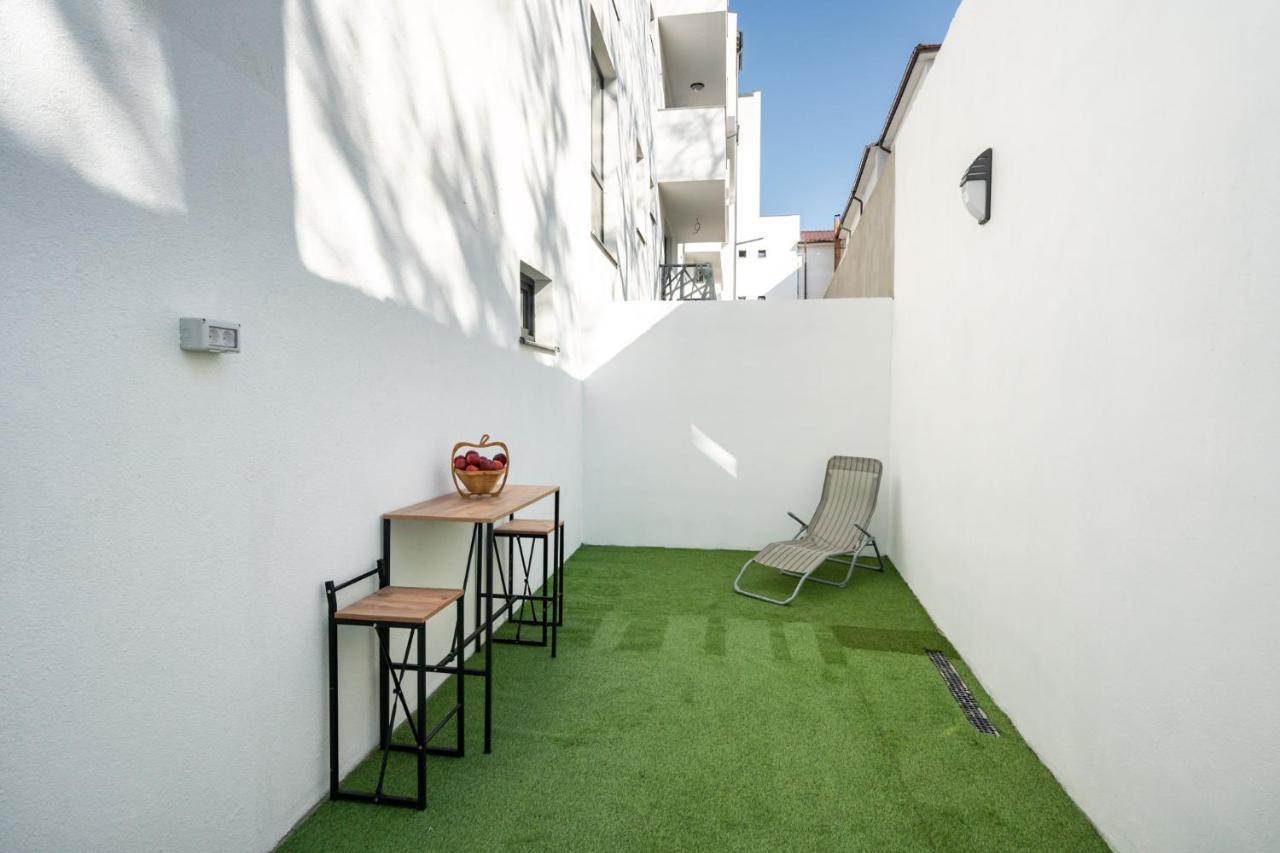 Central Apartment Diamond Букурещ Екстериор снимка